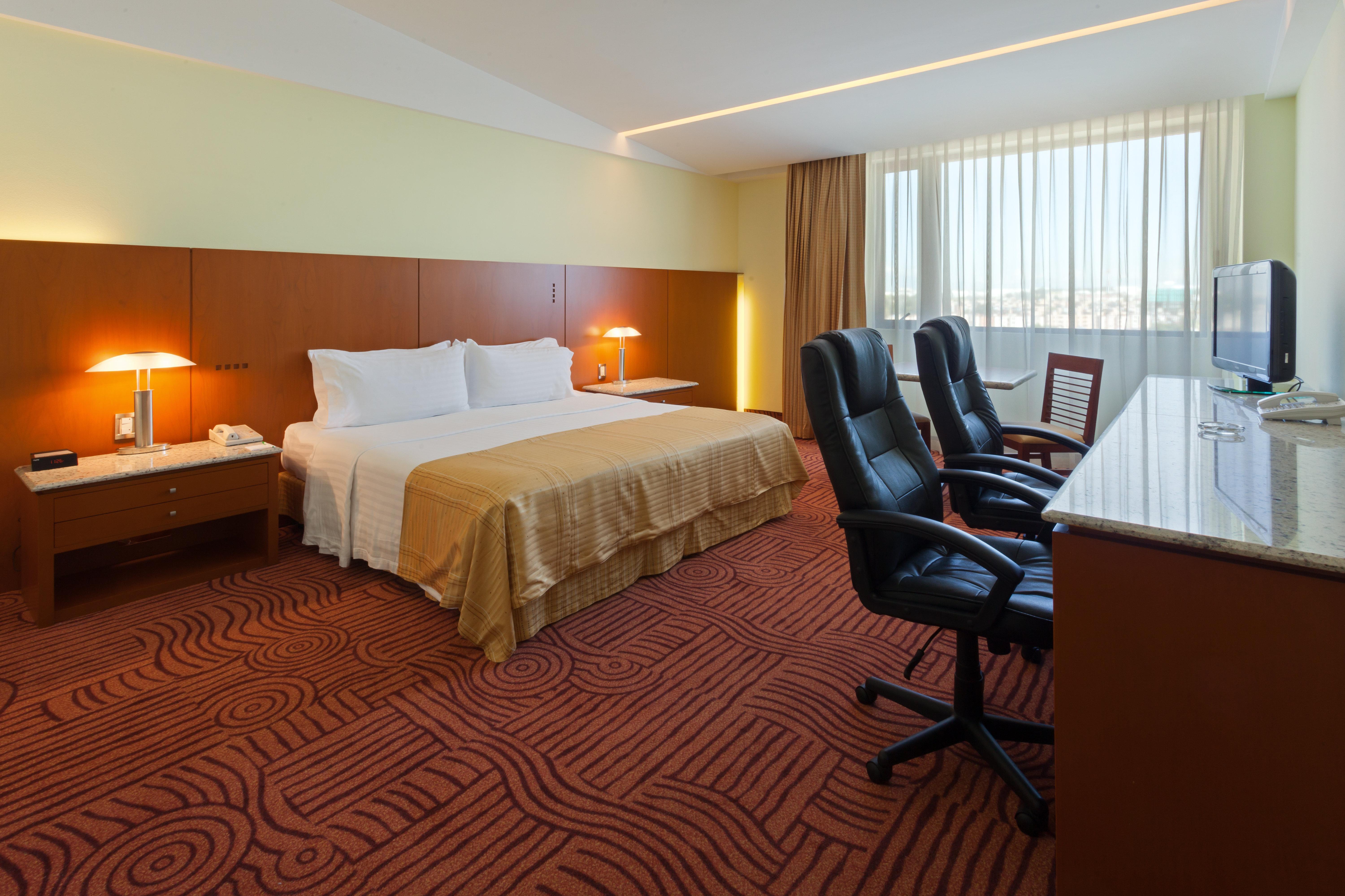 Holiday Inn Puebla Finsa, an IHG Hotel Bagian luar foto