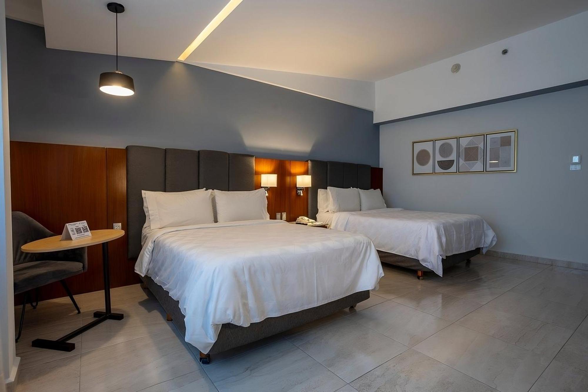 Holiday Inn Puebla Finsa, an IHG Hotel Bagian luar foto
