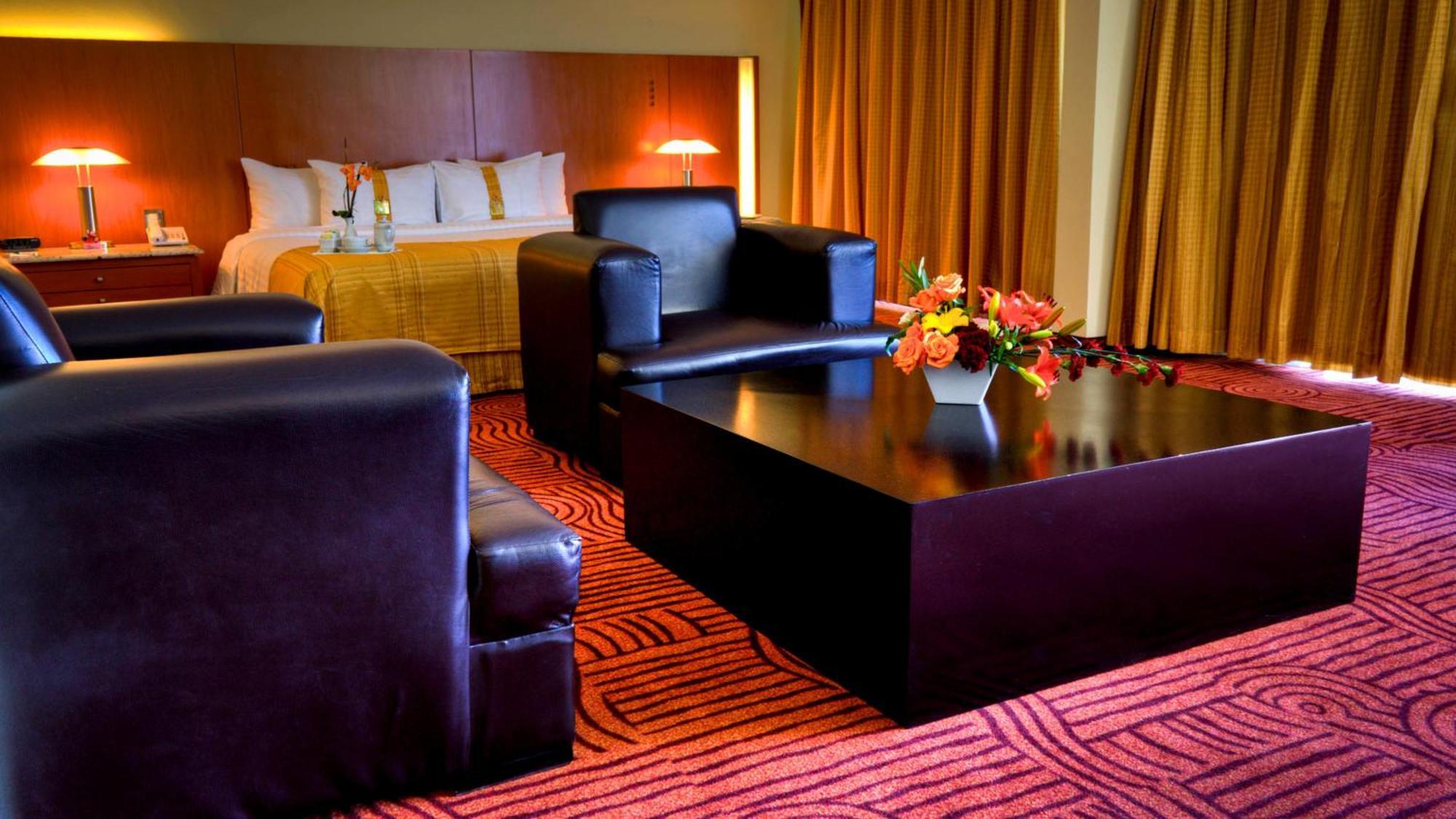 Holiday Inn Puebla Finsa, an IHG Hotel Bagian luar foto